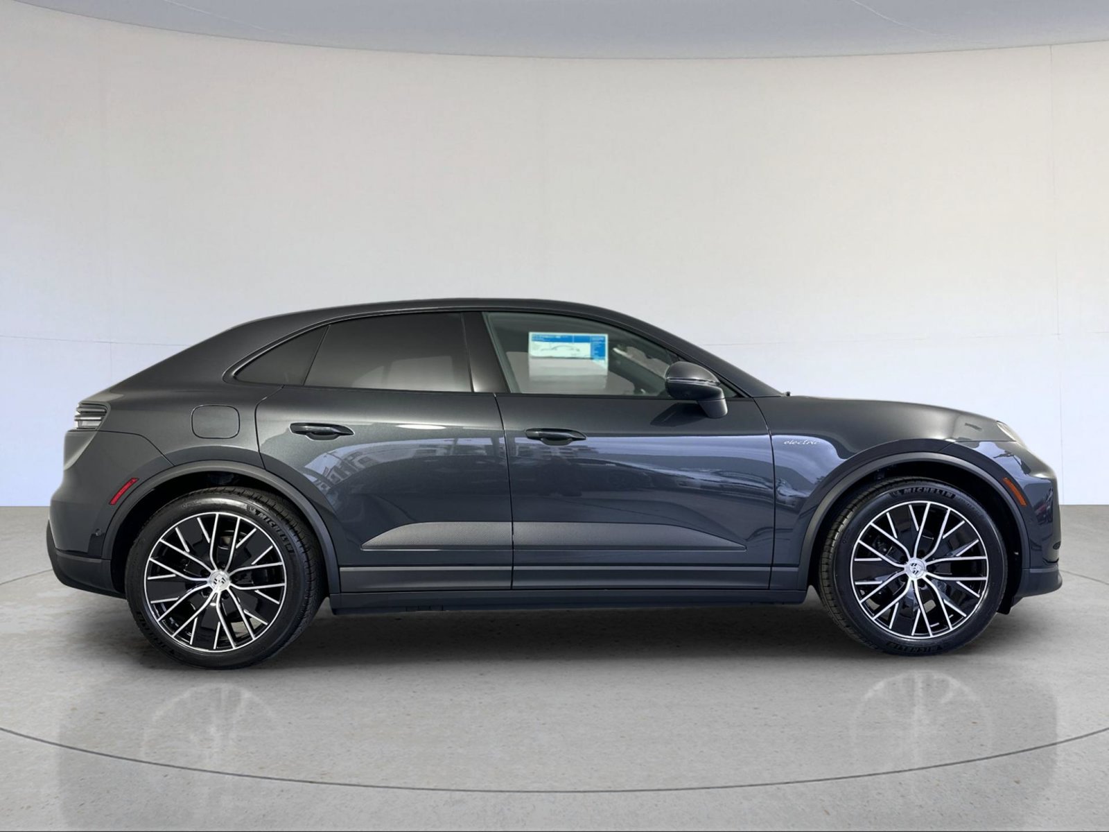 New 2026 Porsche Macan Electric RWD image 9