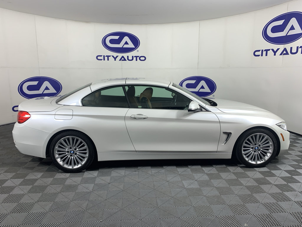 Used 2016 BMW 428i Convertible RWD image 2