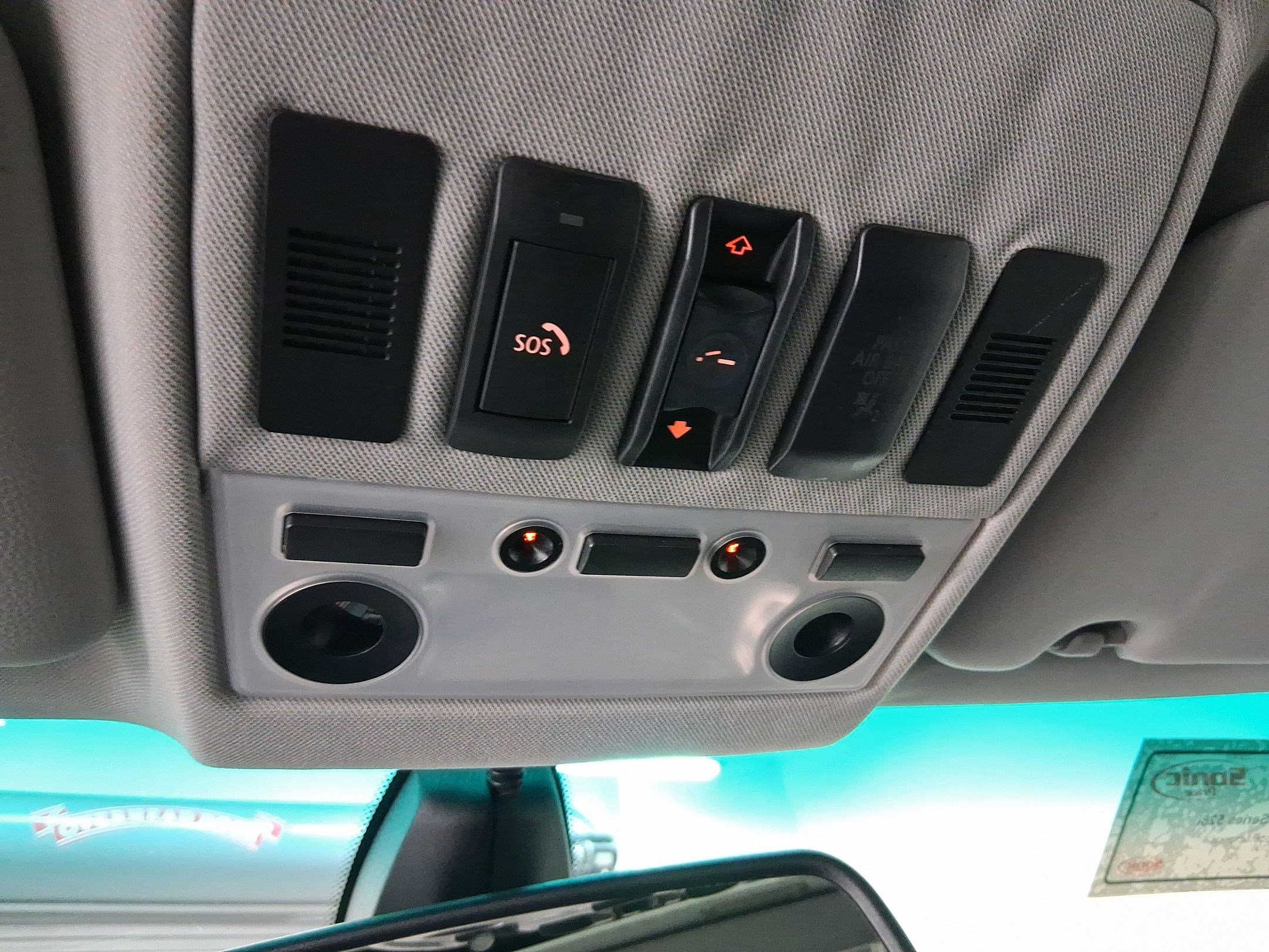 Used 2010 BMW 528i Sedan image 25