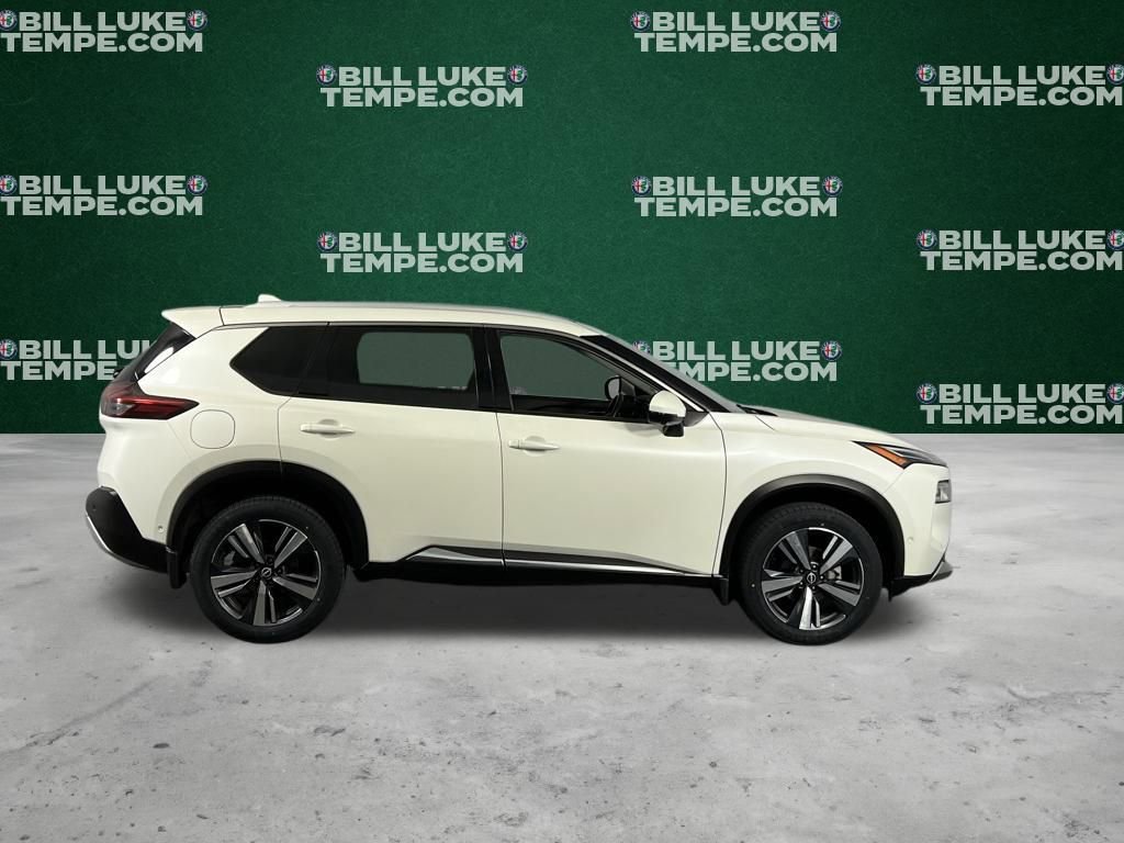 Used 2023 Nissan Rogue Platinum image 4