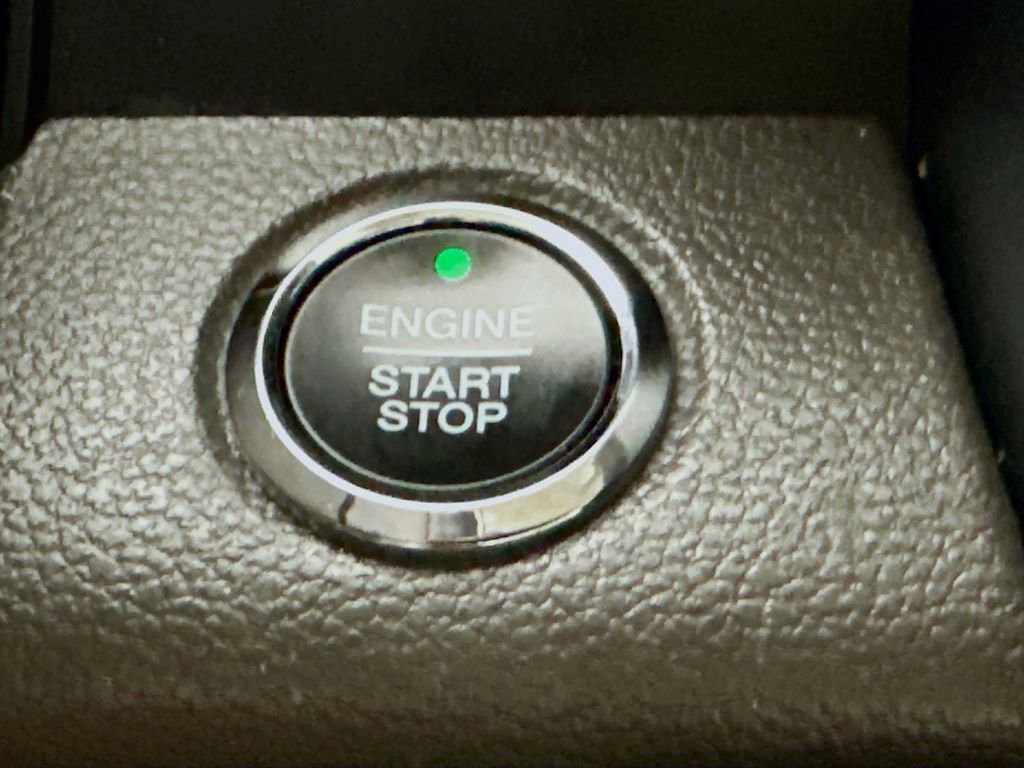 Used 2021 Ford Expedition Max Limited image 28