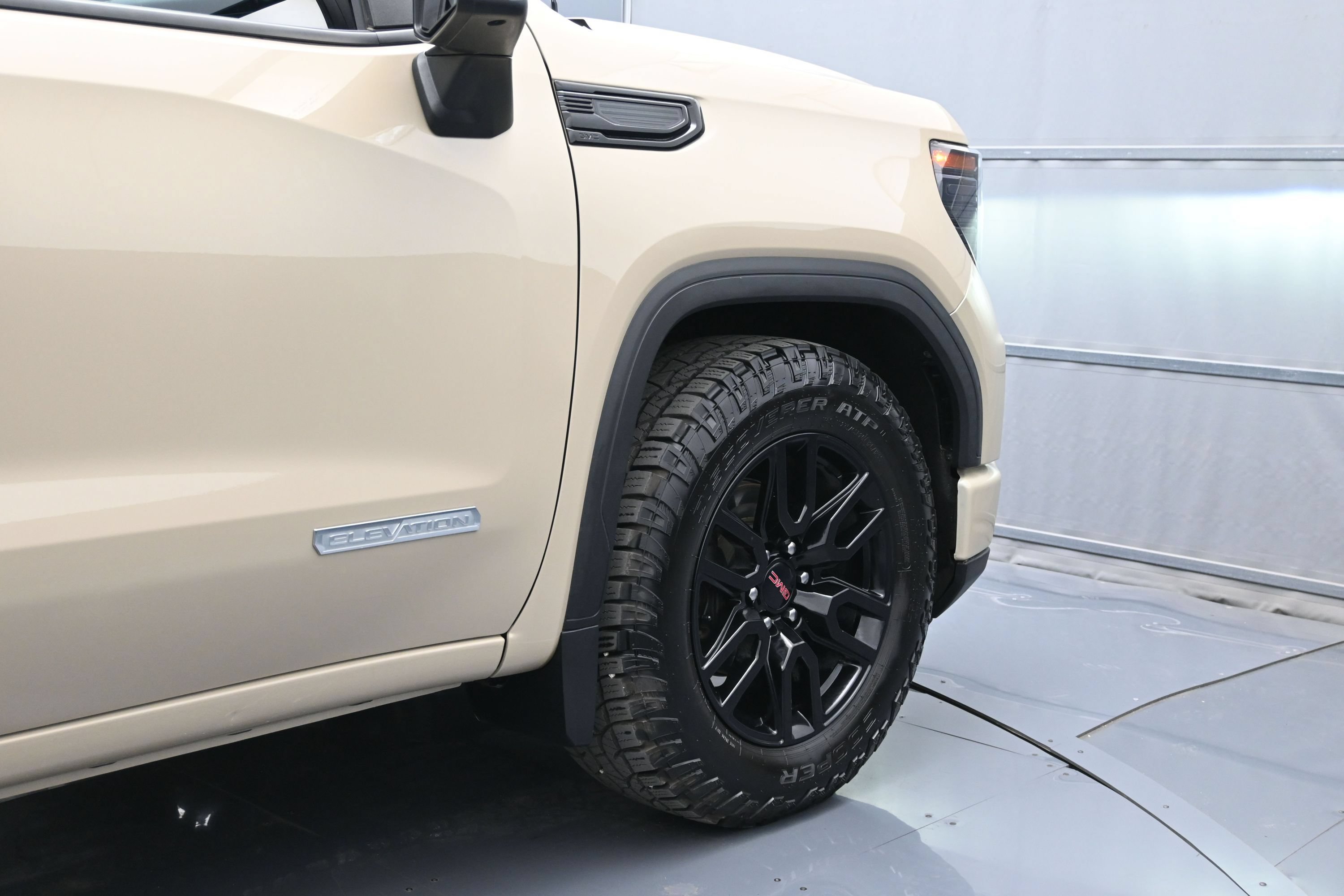 Used 2022 GMC Sierra 1500 Elevation RWD image 45