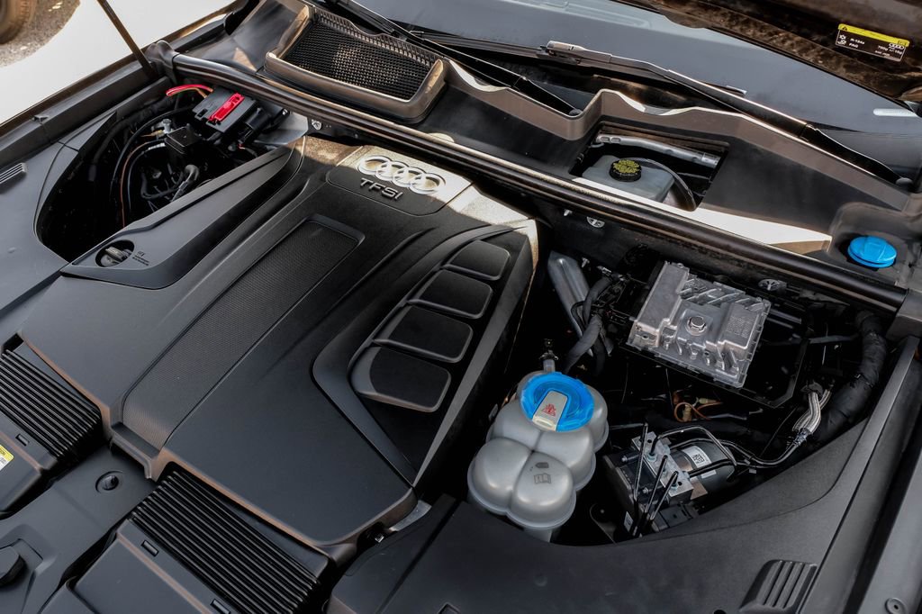 Used 2017 Audi Q7 2.0T Premium image 44