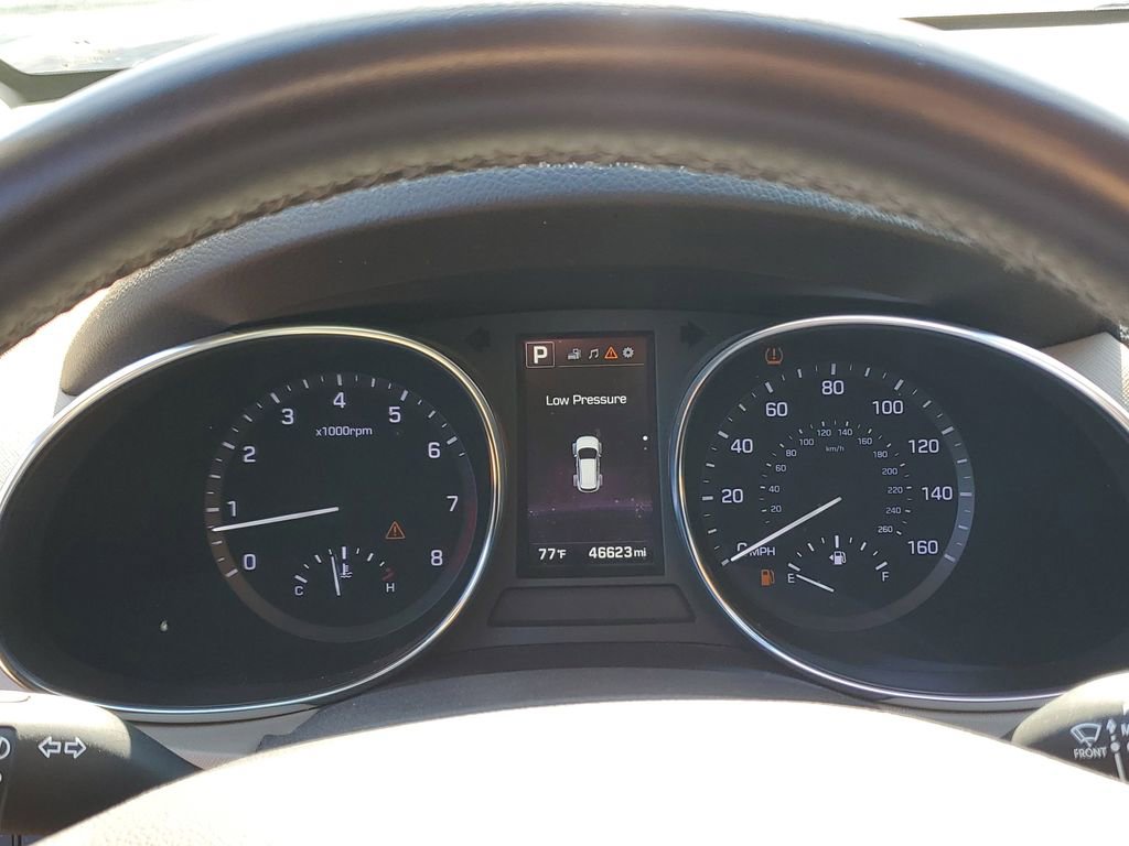 Used 2017 Hyundai Santa Fe Limited image 26