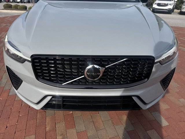 Used 2025 Volvo XC60 B5 Core w/ Protection Package Premier AWD/4WD image 23