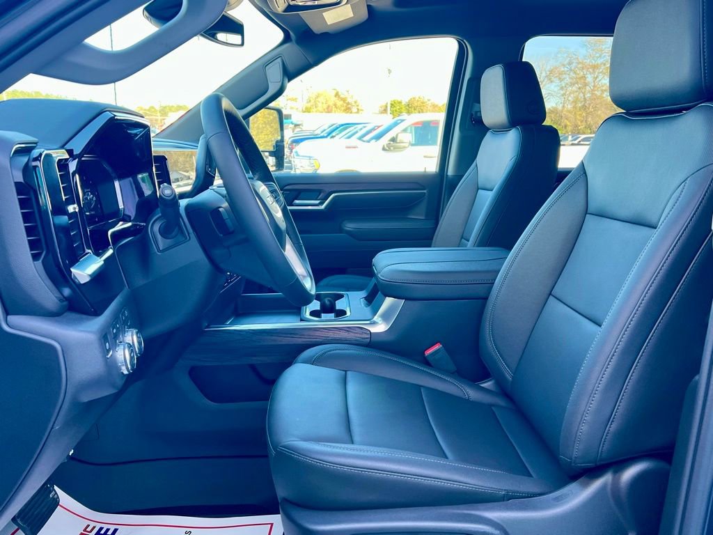 New 2026 GMC Sierra 2500 SLT w/ SLT Premium Package image 11