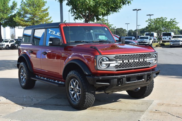 Used 2024 Ford Bronco Badlands AWD/4WD image 3