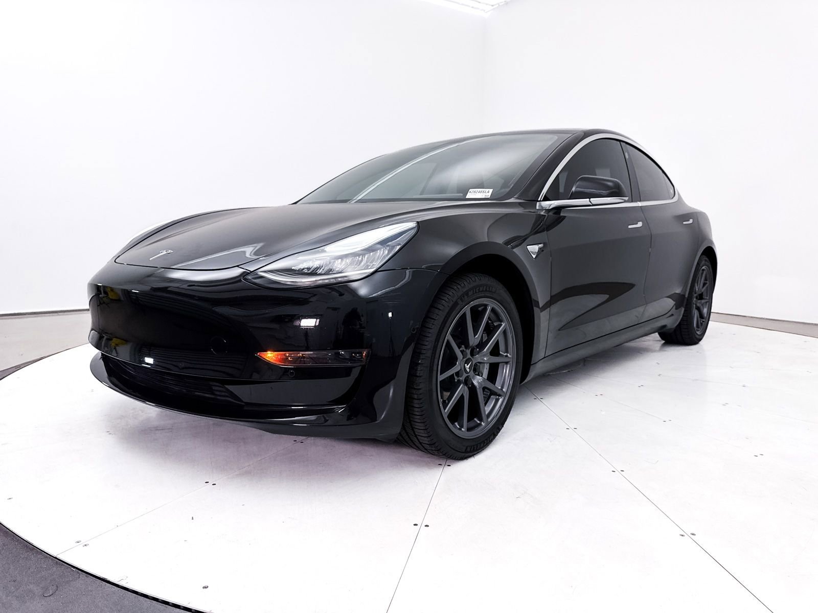 Used 2020 Tesla Model 3 Standard Range Plus RWD image 14