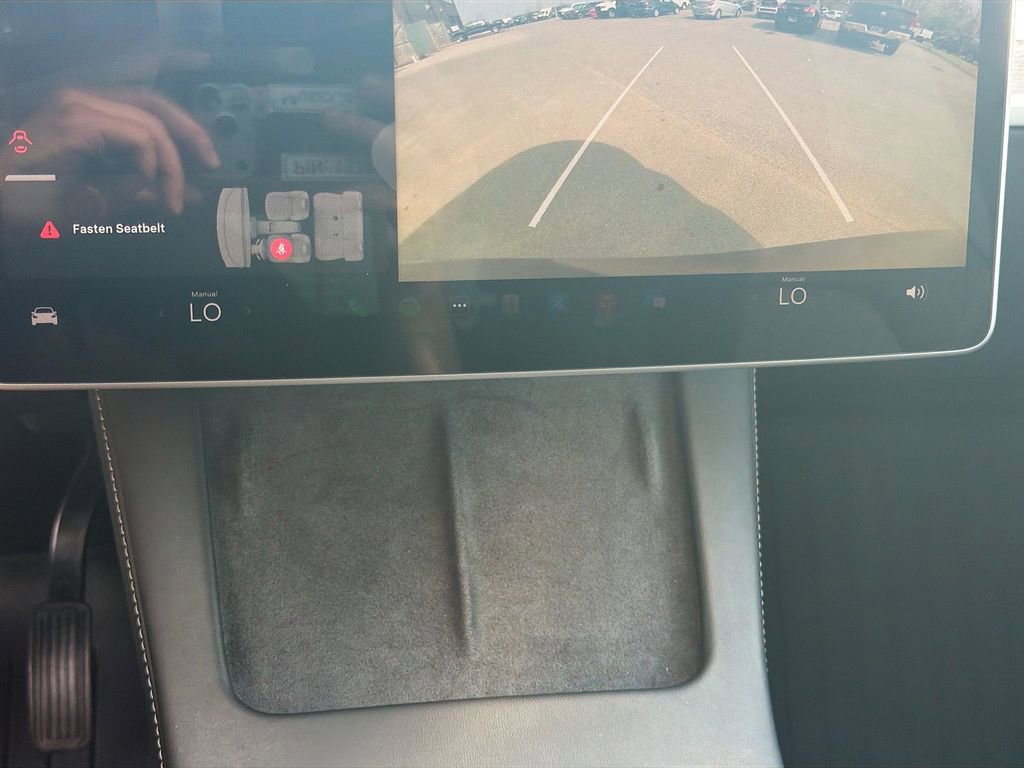 Used 2023 Tesla Model Y Long Range image 32