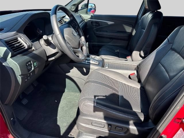 Certified 2023 Honda Passport TrailSport image 9