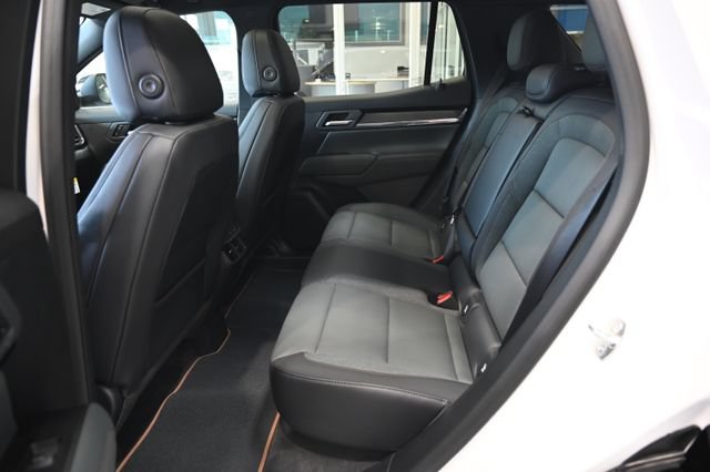 New 2026 GMC Terrain AT4 w/ Convenience Package III AWD/4WD image 9