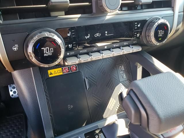 New 2025 Toyota Tacoma TRD Sport AWD/4WD image 15