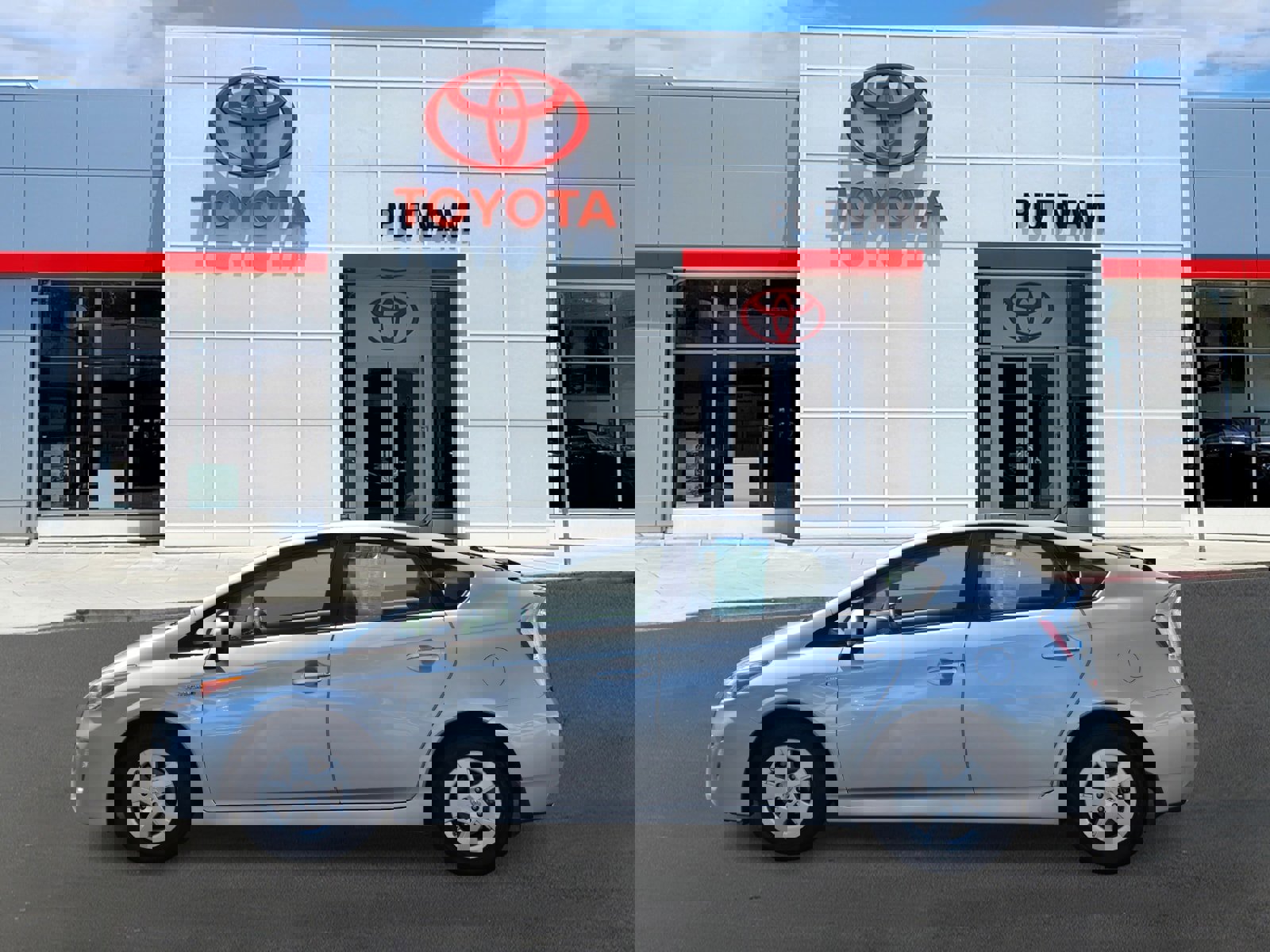 Used 2010 Toyota Prius Two FWD image 6