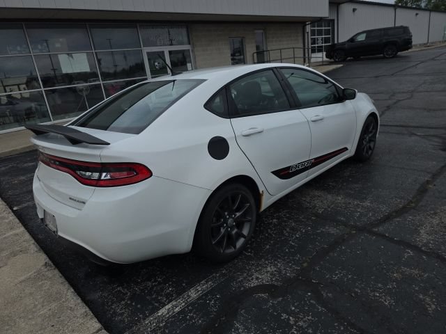 Used 2016 Dodge Dart SXT w/ Sun/Sound Group FWD image 2