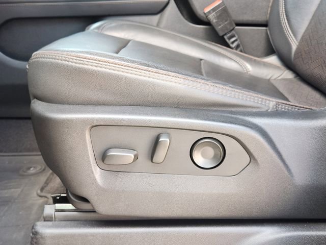 Used 2022 Chevrolet Tahoe High Country image 25