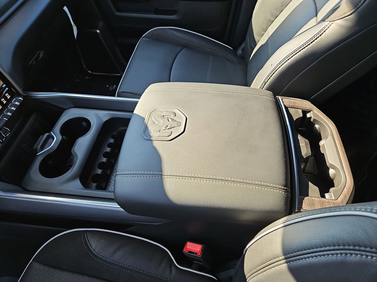 New 2026 RAM 2500 Laramie w/ Night Edition image 33