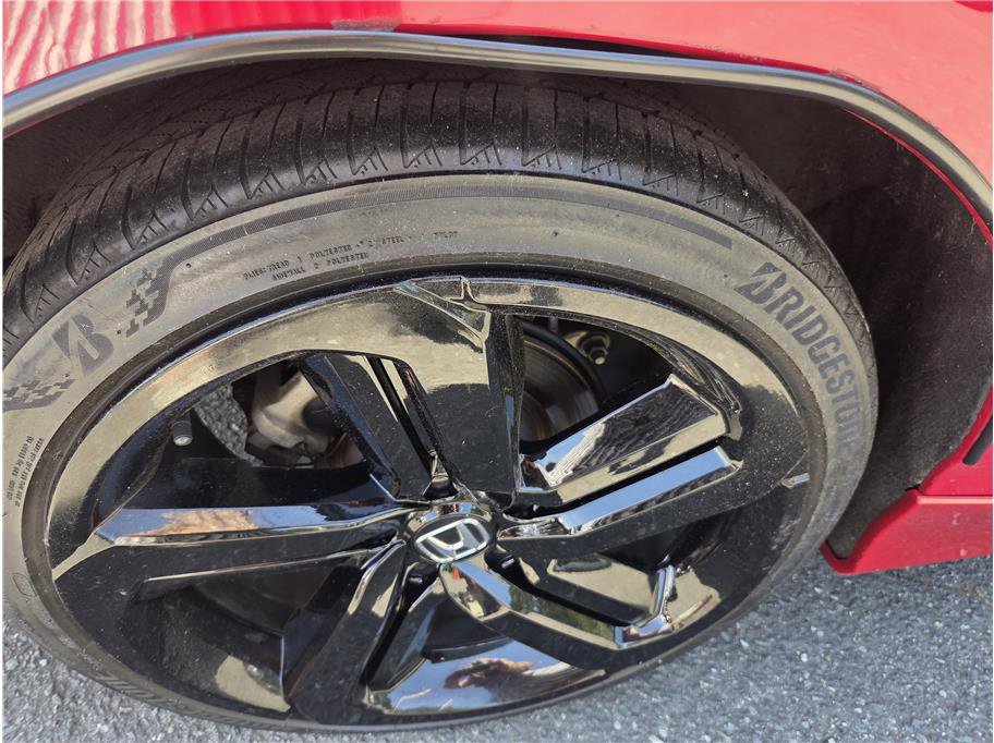 Used 2018 Honda Accord Sport image 10