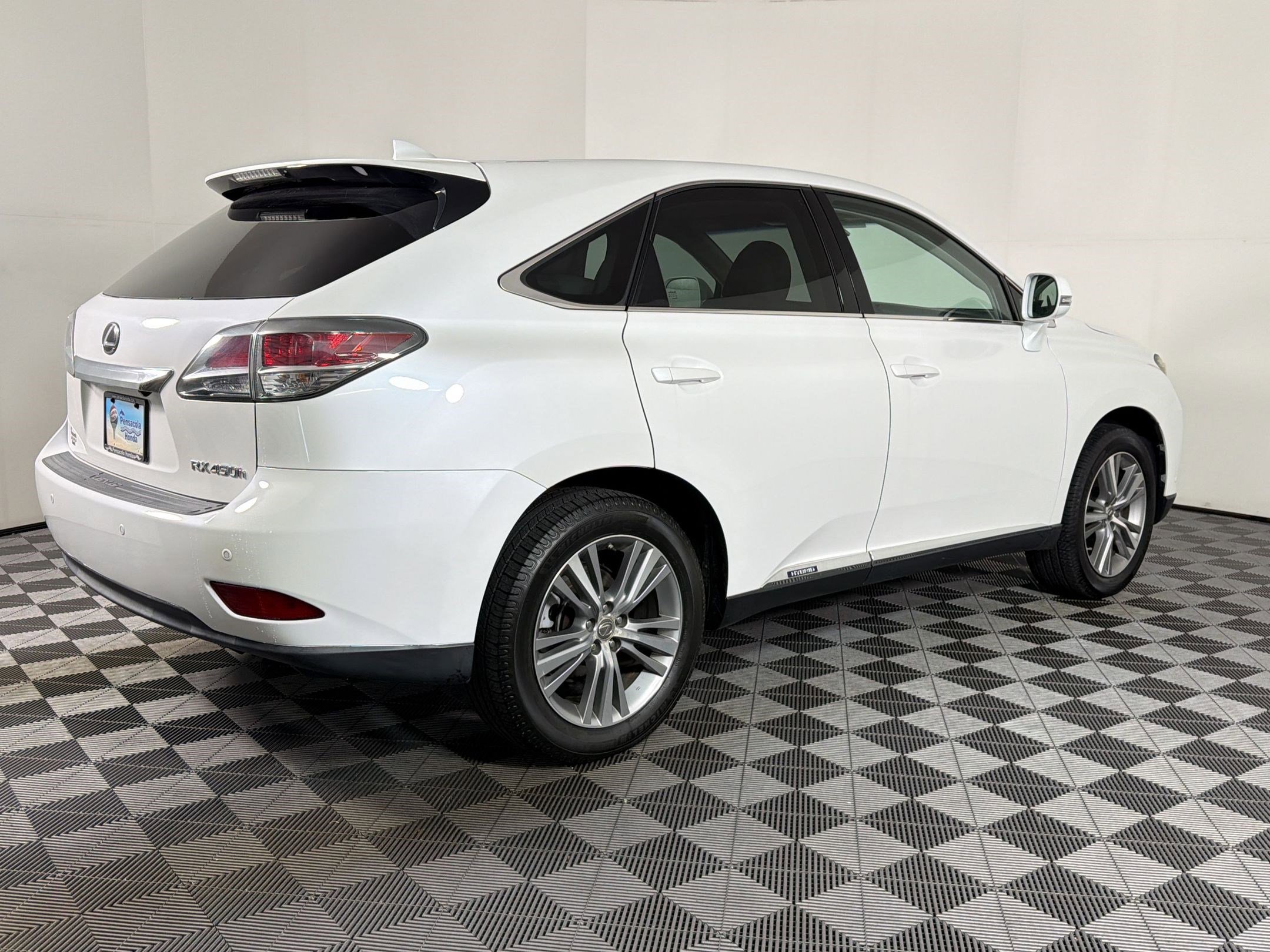 Used 2015 Lexus RX 450h FWD image 6
