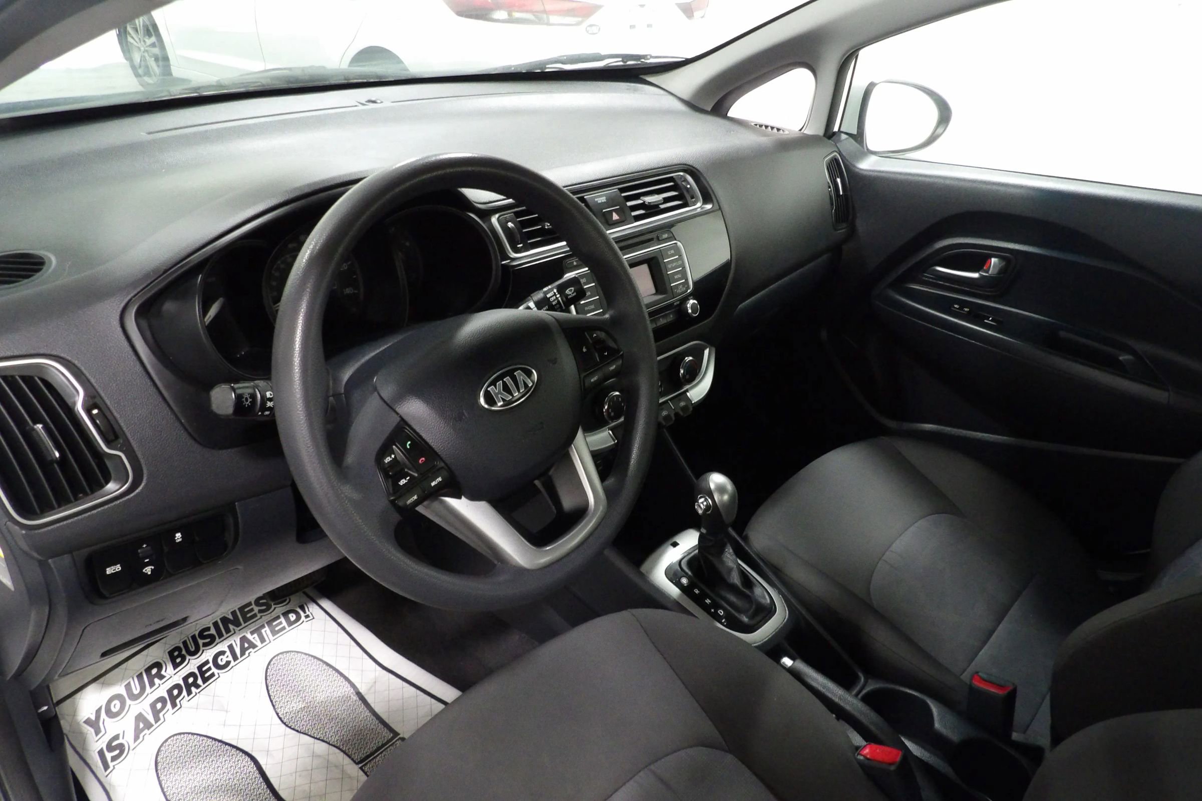 Used 2017 Kia Rio LX w/ Power Package FWD image 7