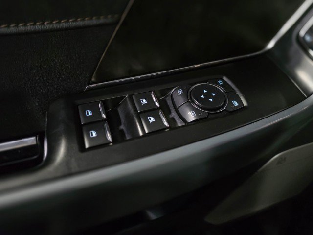 Used 2022 Ford F150 Lightning Lariat image 33