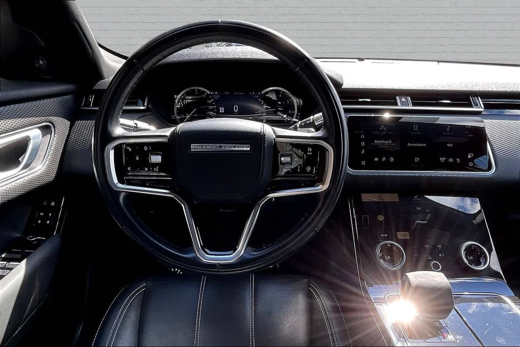 Used 2022 Land Rover Range Rover Velar R-Dynamic S AWD/4WD image 8