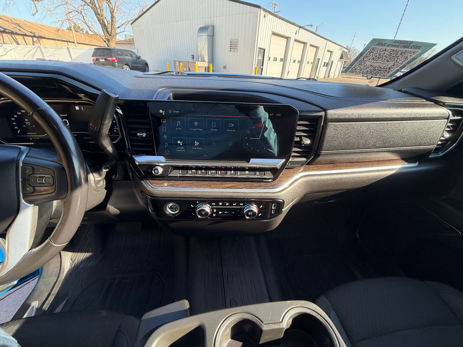 Used 2022 GMC Sierra 1500 Elevation w/ LPO, Elevation Black Package AWD/4WD image 21