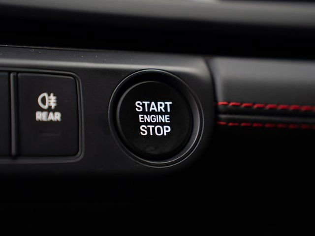 Used 2025 Porsche Panamera GTS image 28