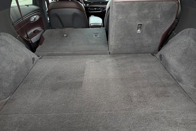 Used 2022 Genesis GV70 2.5T w/ Advanced Package image 18