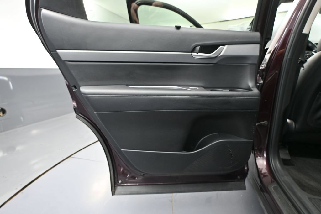 Used 2021 Hyundai Palisade SEL w/ Premium Package AWD/4WD image 31