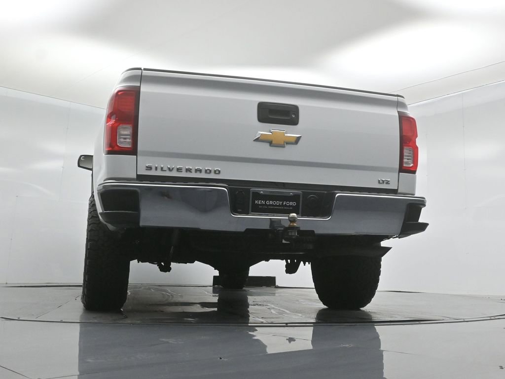 Used 2018 Chevrolet Silverado 1500 LTZ AWD/4WD image 46