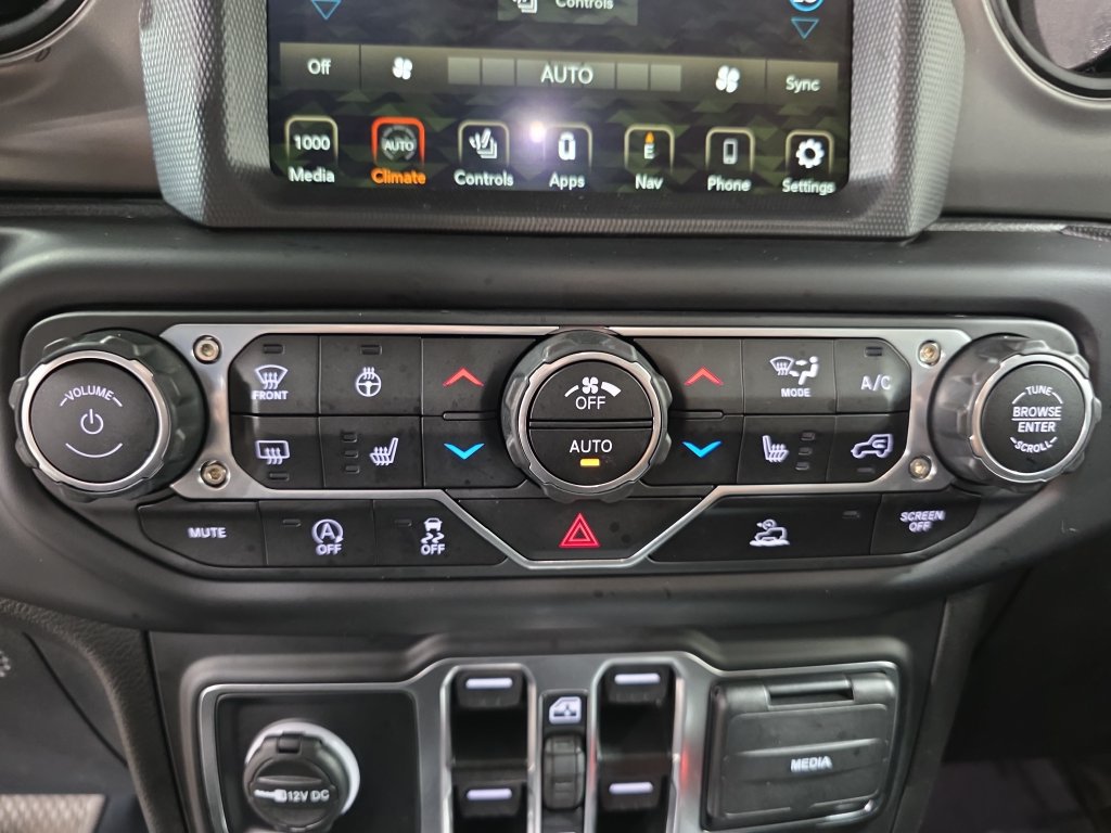 Used 2022 Jeep Wrangler Unlimited Sport AWD/4WD image 20