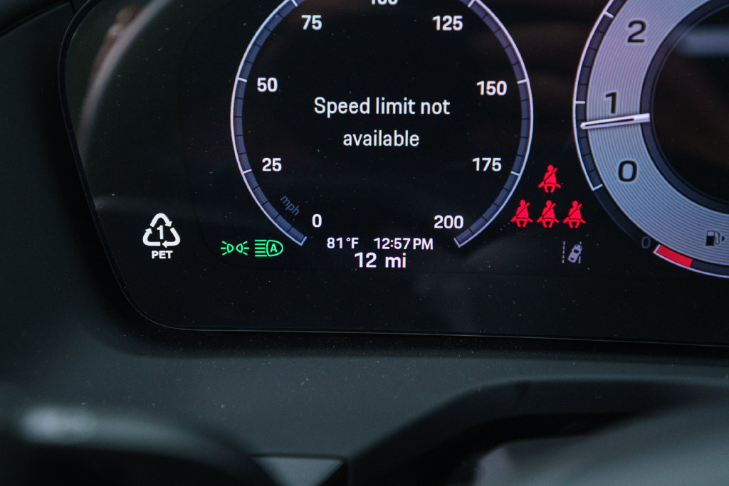 New 2026 Porsche Panamera 4 AWD/4WD image 21