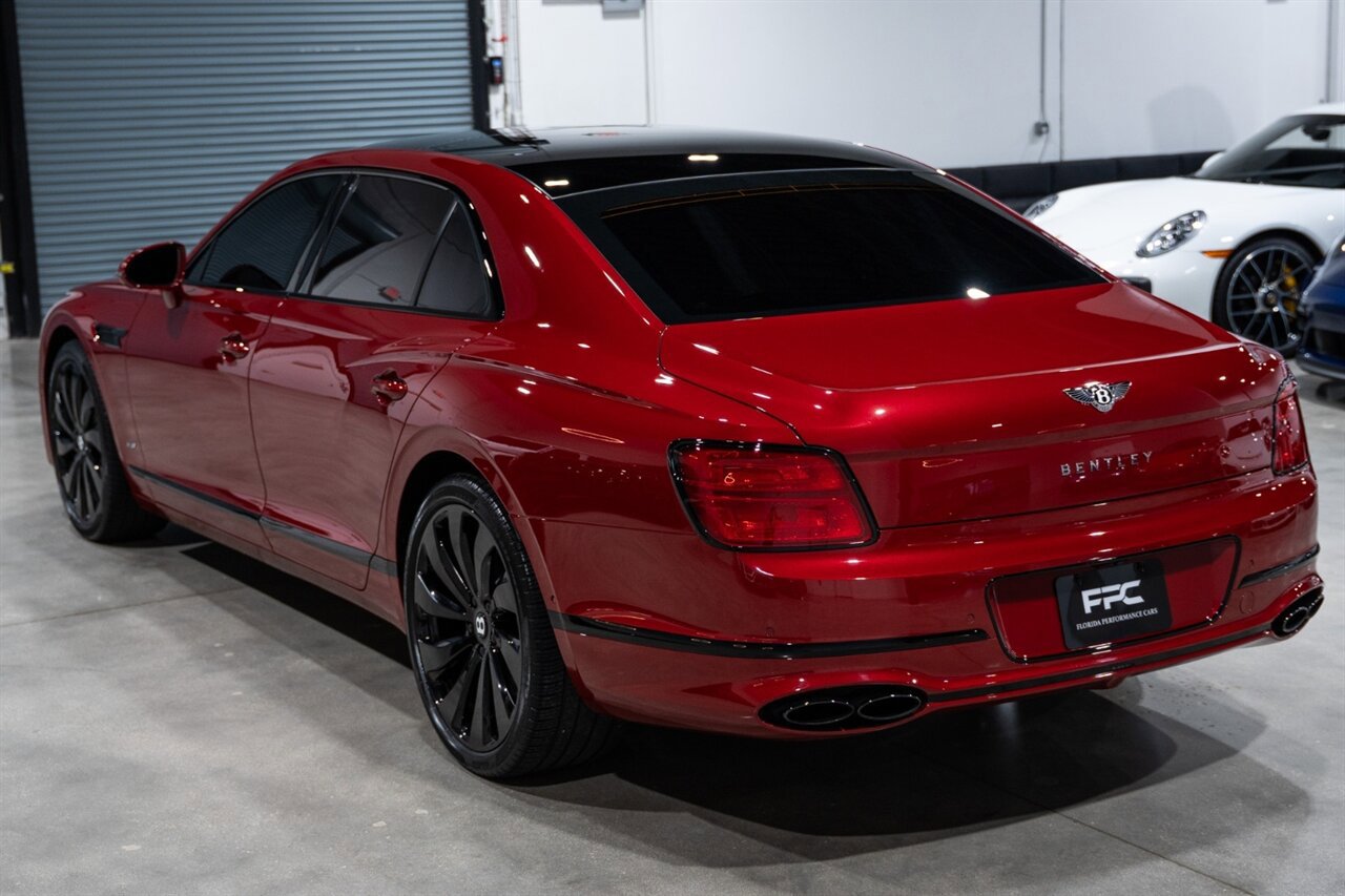 Used 2022 Bentley Flying Spur V8 image 4