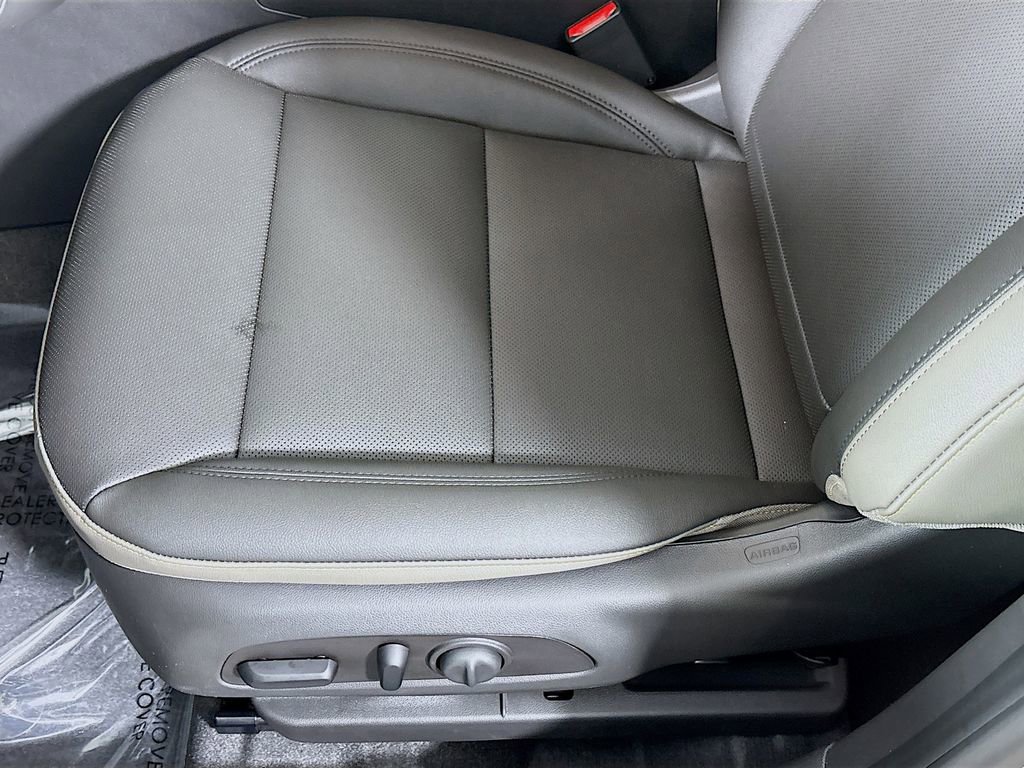 New 2026 Chevrolet Trax ACTIV w/ Sunroof Package image 18