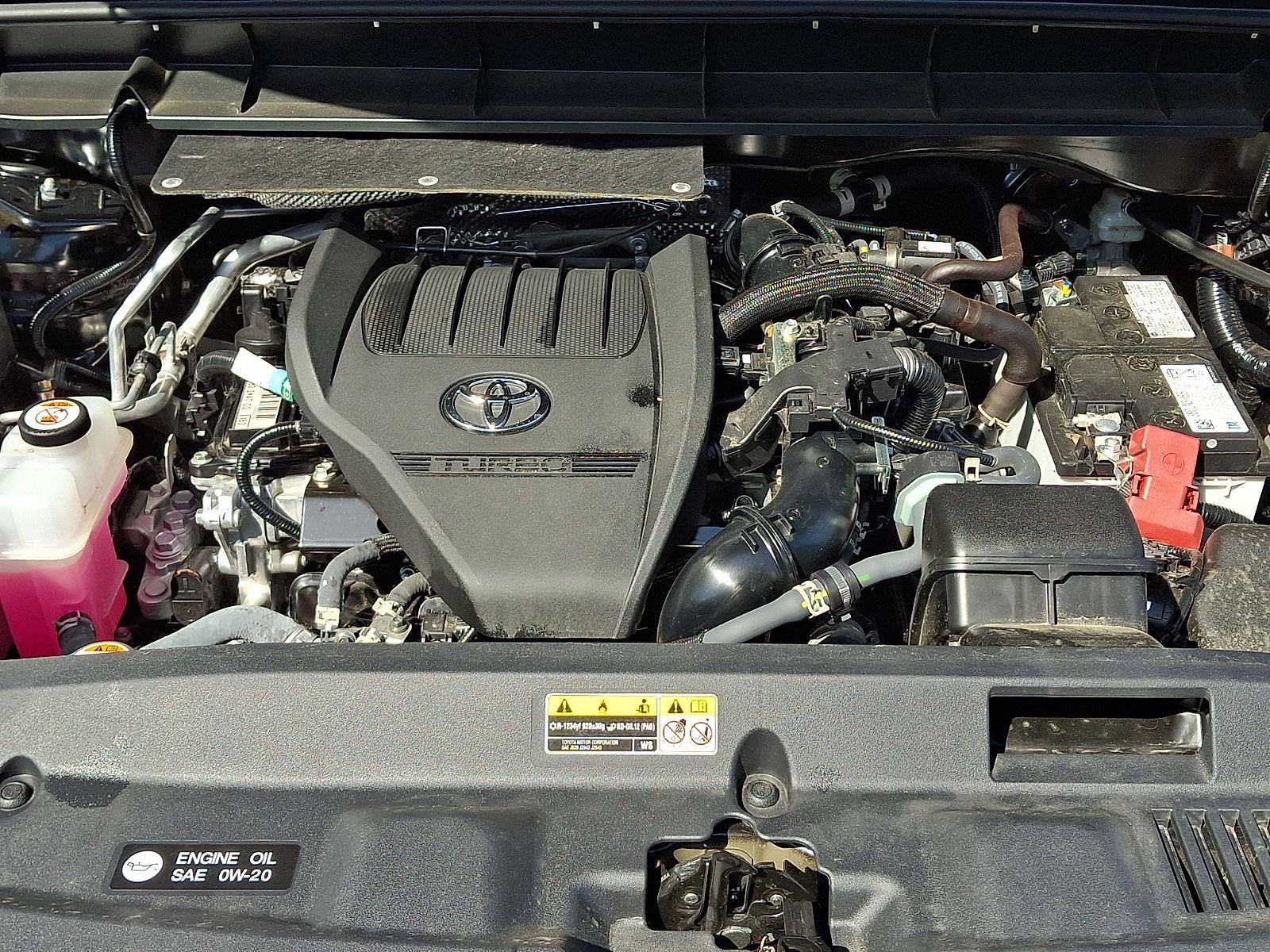 Used 2025 Toyota Highlander Platinum image 29