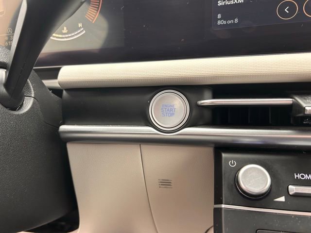 Used 2025 Hyundai Tucson SE image 21