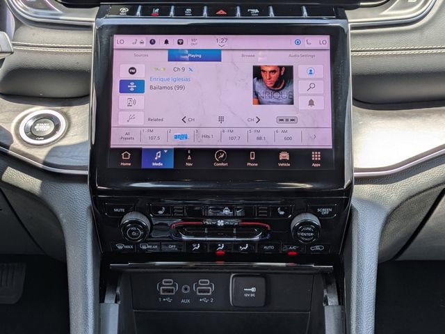 Used 2023 Jeep Grand Cherokee L Limited image 16