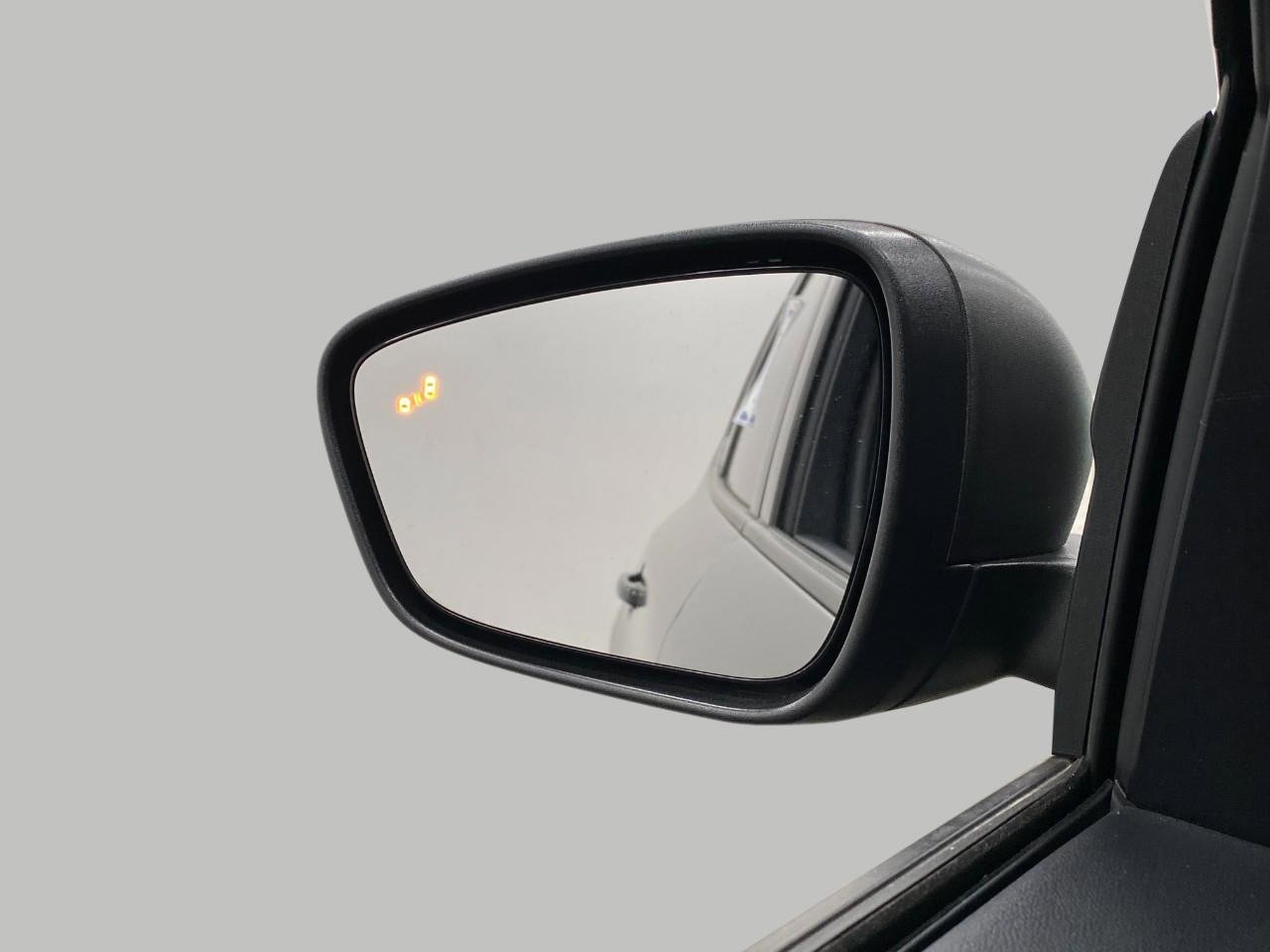 Used 2025 Ford Escape ST-Line AWD/4WD image 19