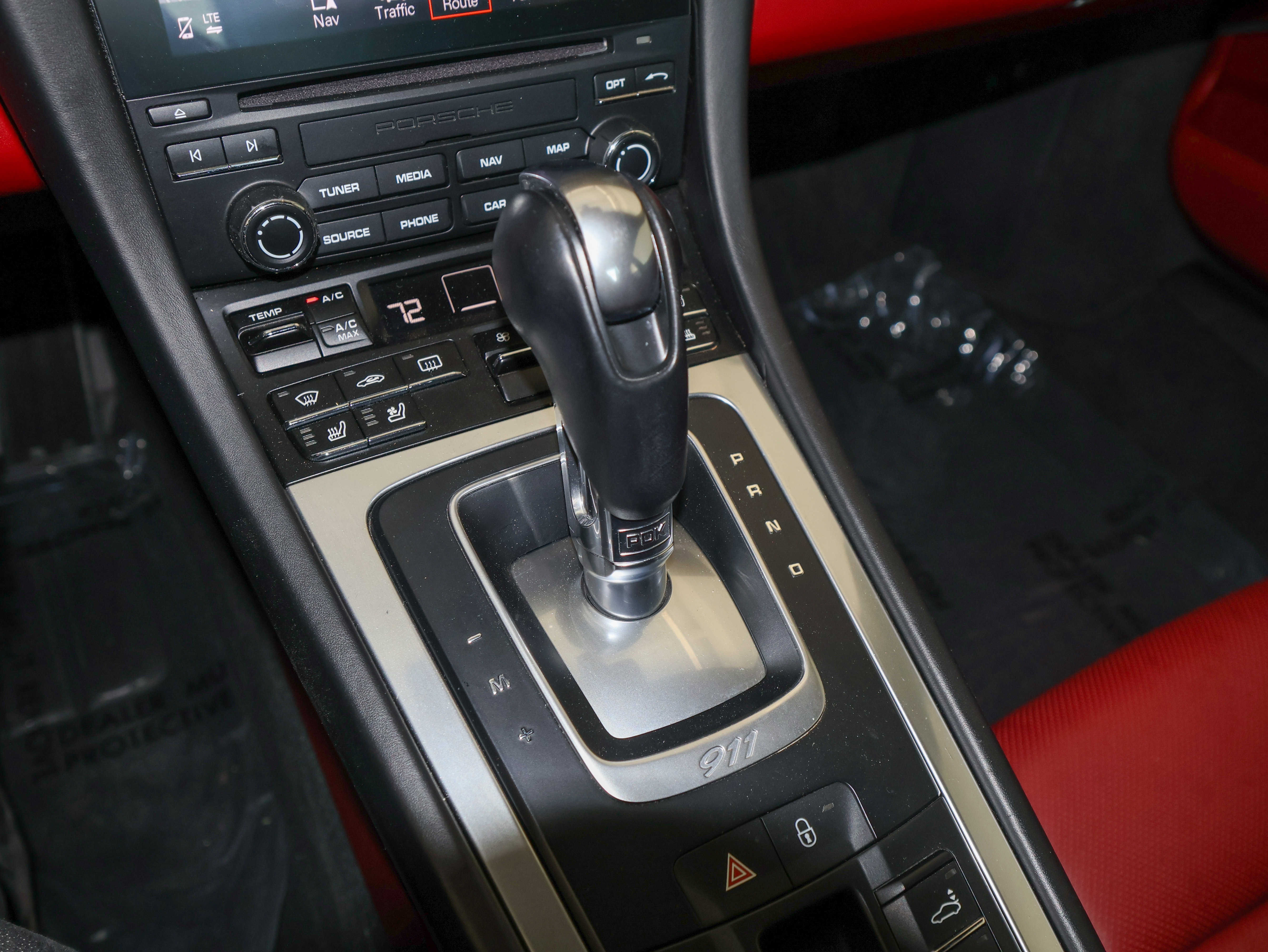 Used 2017 Porsche 911 Carrera S image 27