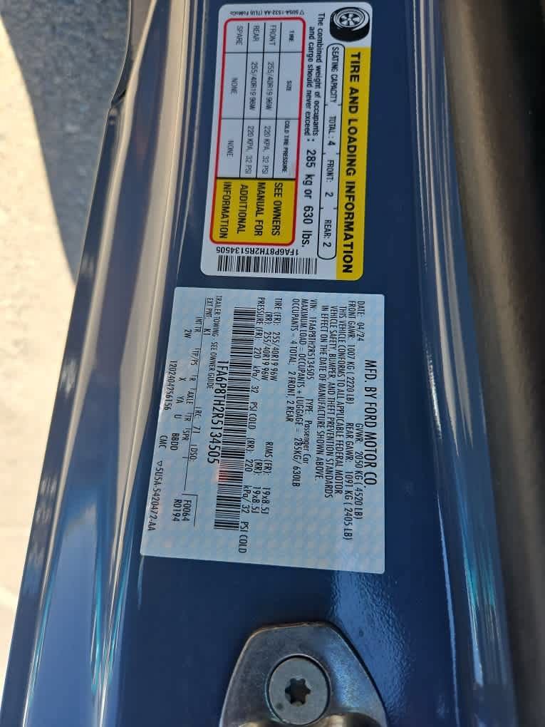 Used 2024 Ford Mustang Coupe RWD image 21