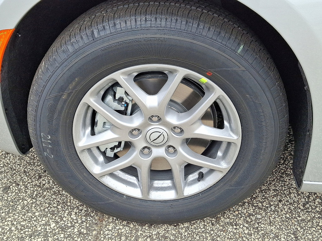 New 2026 Chrysler Pacifica Select image 3