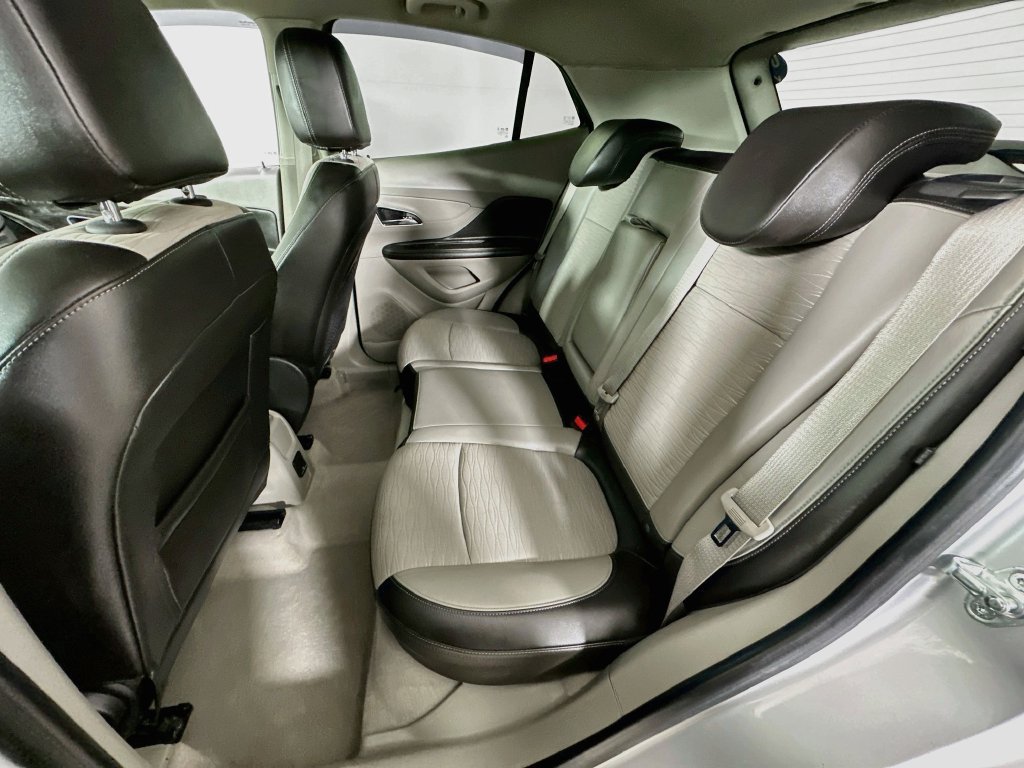 Used 2015 Buick Encore Convenience FWD image 28