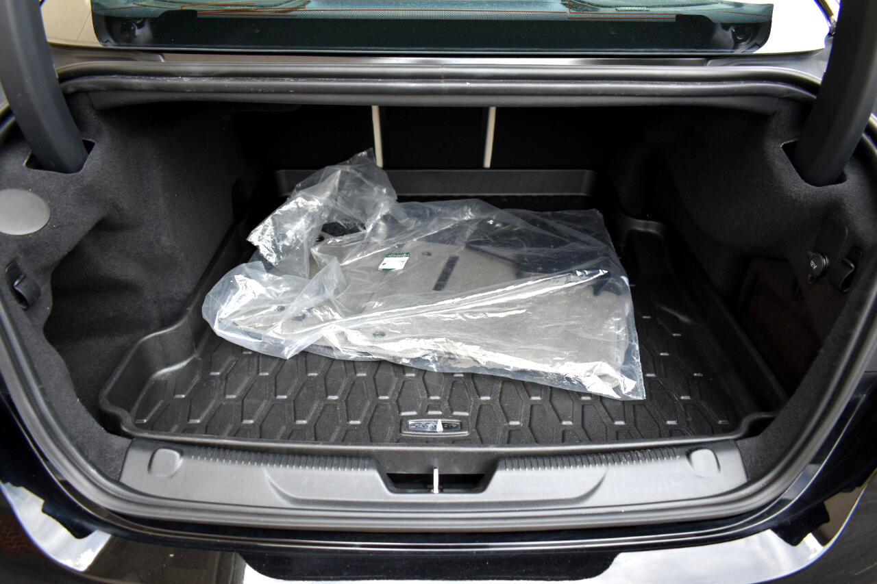 Used 2019 Jaguar XE Prestige image 46