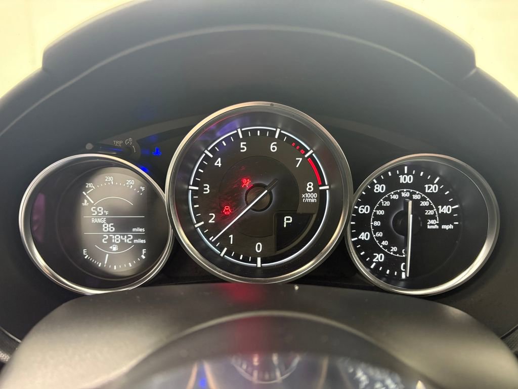 Used 2018 MAZDA MX-5 Miata Club image 16