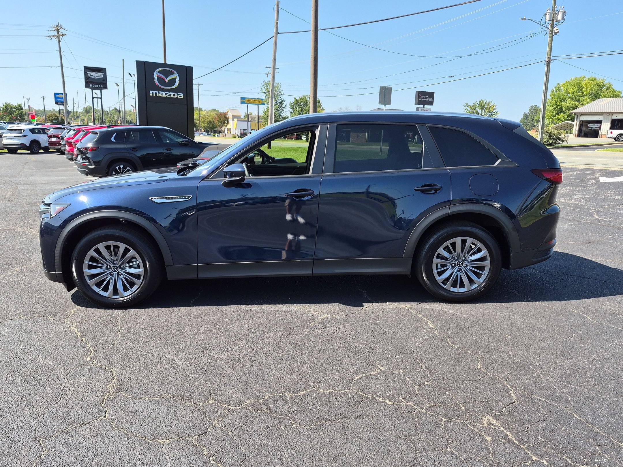 Certified 2025 MAZDA CX-90 3.3 Turbo w/ Select Package AWD/4WD image 2