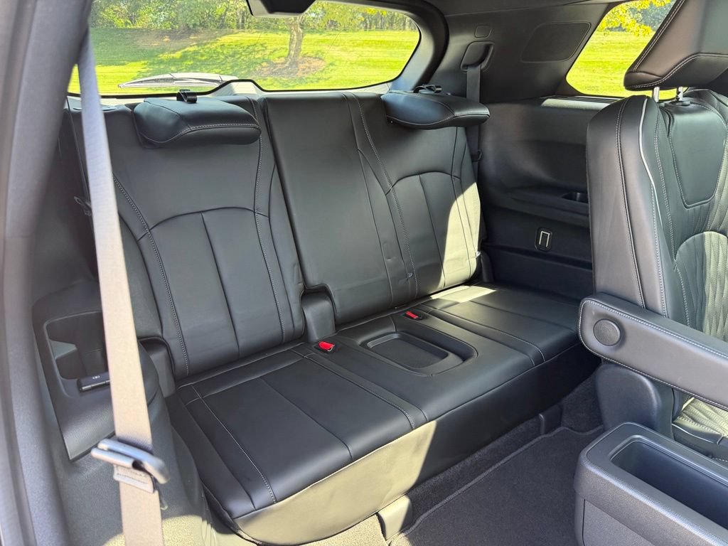 Used 2026 INFINITI QX60 Autograph w/ Dark Cargo Package AWD/4WD image 11