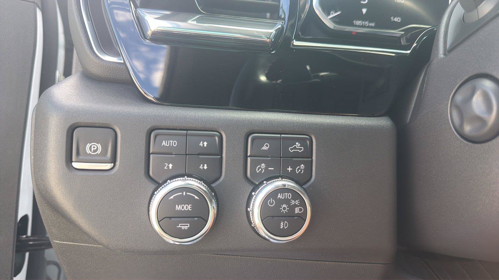 Used 2024 GMC Sierra 1500 SLT w/ SLT Premium Plus Package AWD/4WD image 15