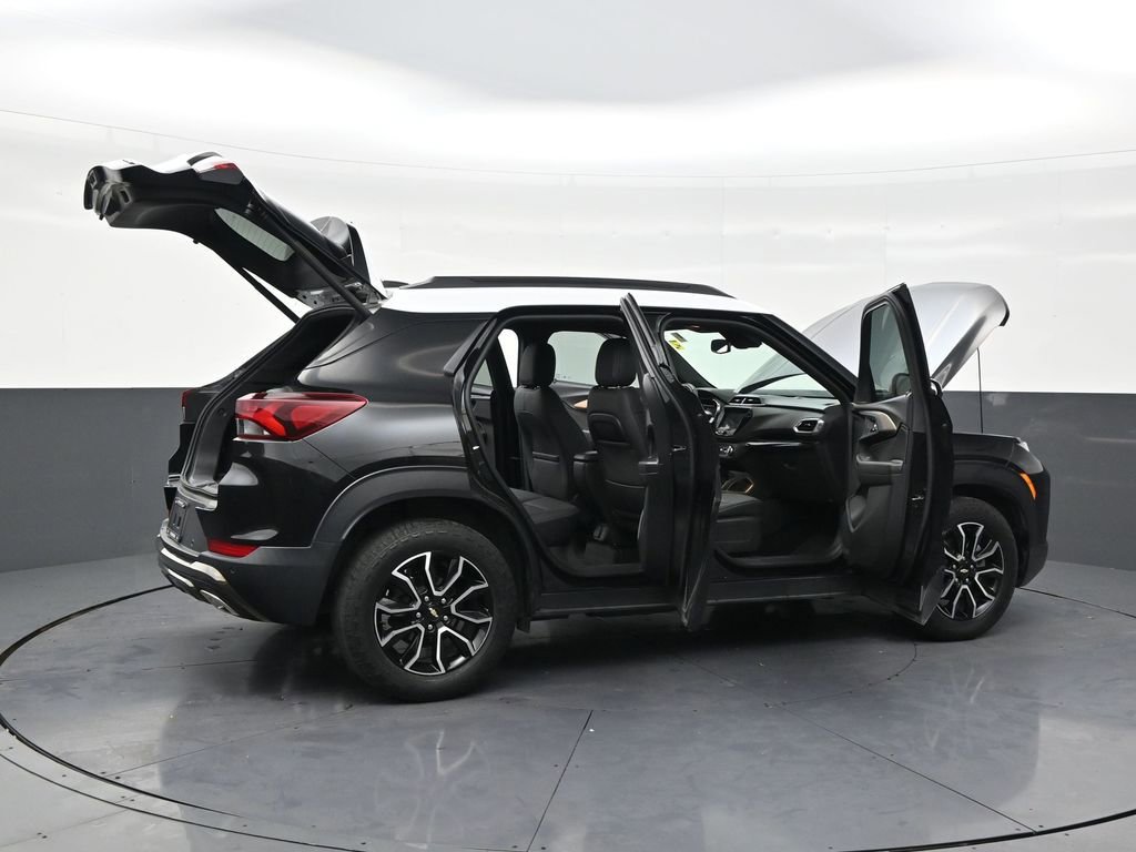 Used 2023 Chevrolet TrailBlazer ACTIV w/ Sun and Liftgate Package image 29
