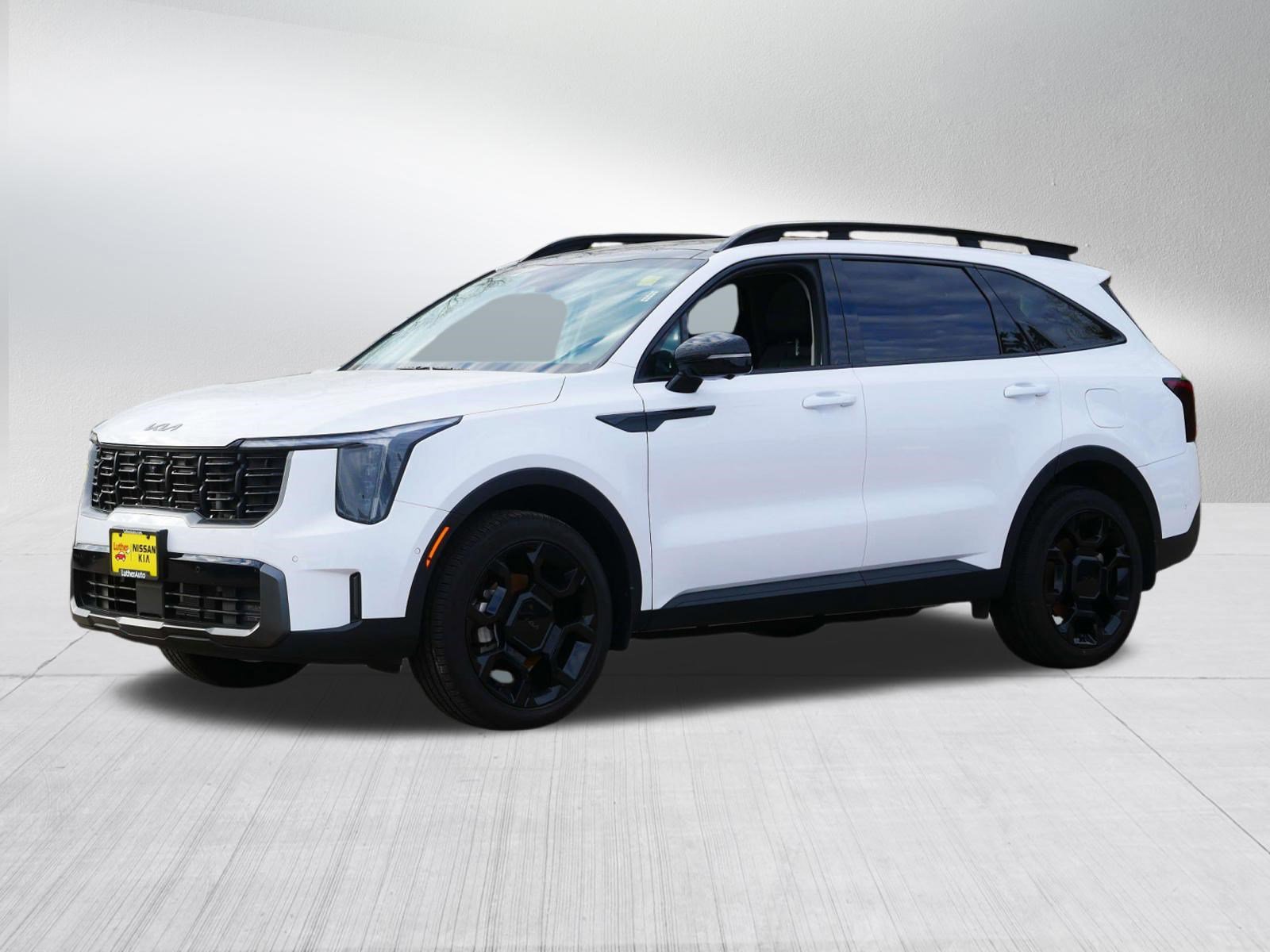 Certified 2025 Kia Sorento SX AWD/4WD image 3