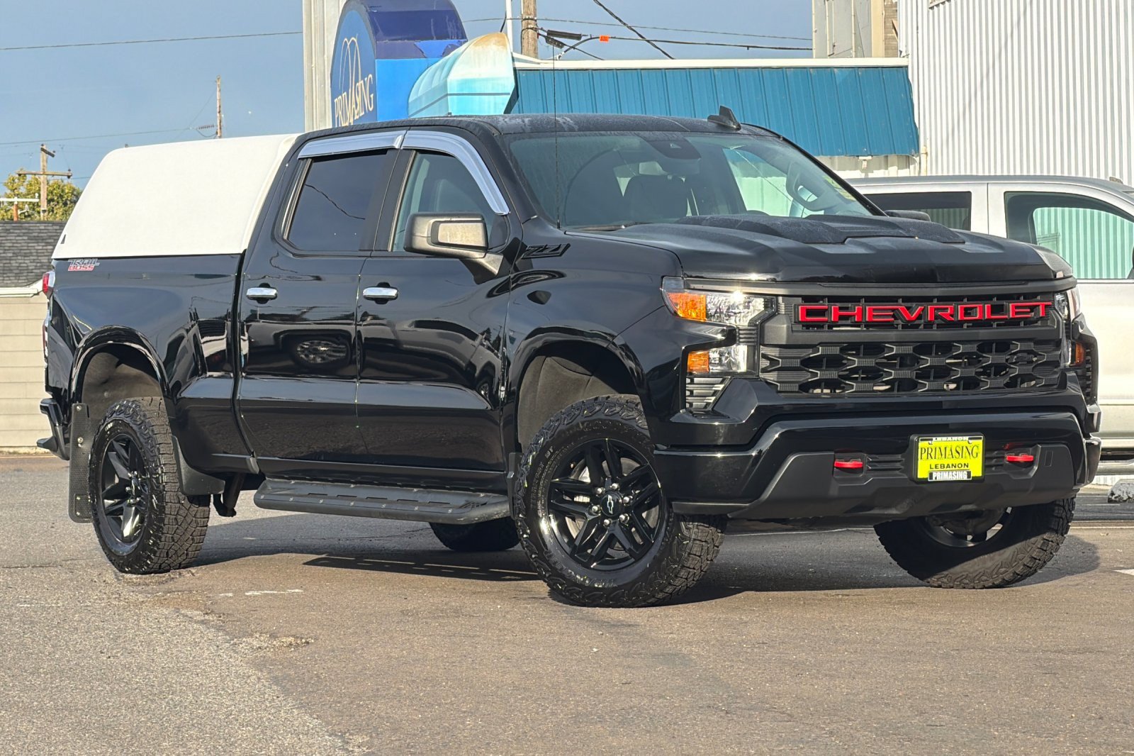 Used 2024 Chevrolet Silverado 1500 Custom Trail Boss w/ LPO, Dark Essentials Package AWD/4WD image 2